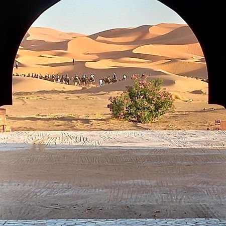 Hôtel Etoile Des Dunes Merzouga Exterior foto