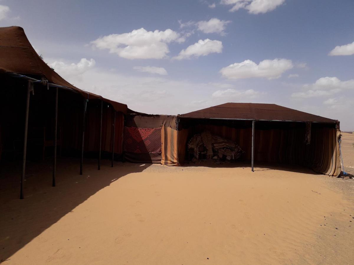 Hôtel Etoile Des Dunes Merzouga Exterior foto